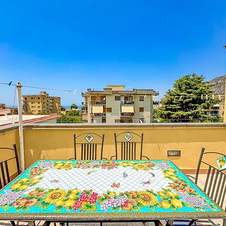 Chiara's Sorrento 3 Appartement *